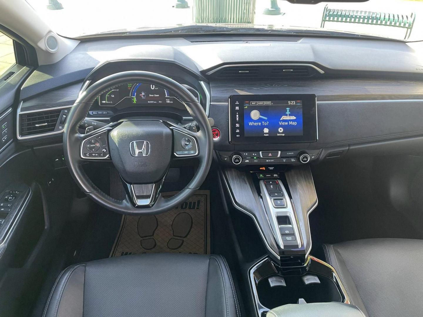 2018 Honda Clarity Touring Plug-In Hybrid (JHMZC5F30JC) with an 1.5L L4 DOHC 16V HYBRID engine, CVT transmission, located at 744 E Miner Ave, Stockton, CA, 95202, (209) 944-5770, 37.956863, -121.282082 - PLUS TAXES AND FEES NO CHARGER AVAILABLE - Photo#6