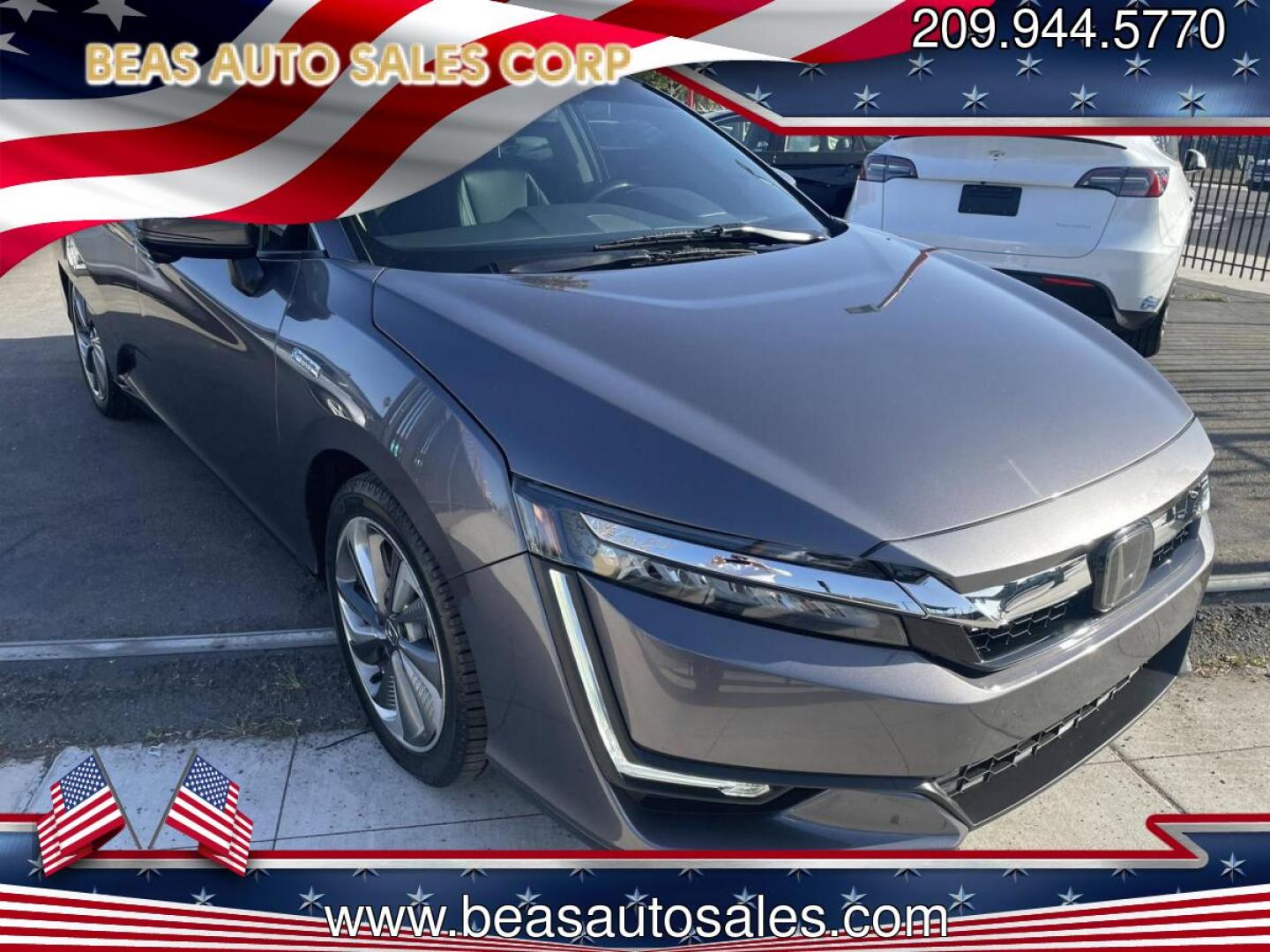 2018 Honda Clarity Touring Plug-In Hybrid (JHMZC5F30JC) with an 1.5L L4 DOHC 16V HYBRID engine, CVT transmission, located at 744 E Miner Ave, Stockton, CA, 95202, (209) 944-5770, 37.956863, -121.282082- Photo#0