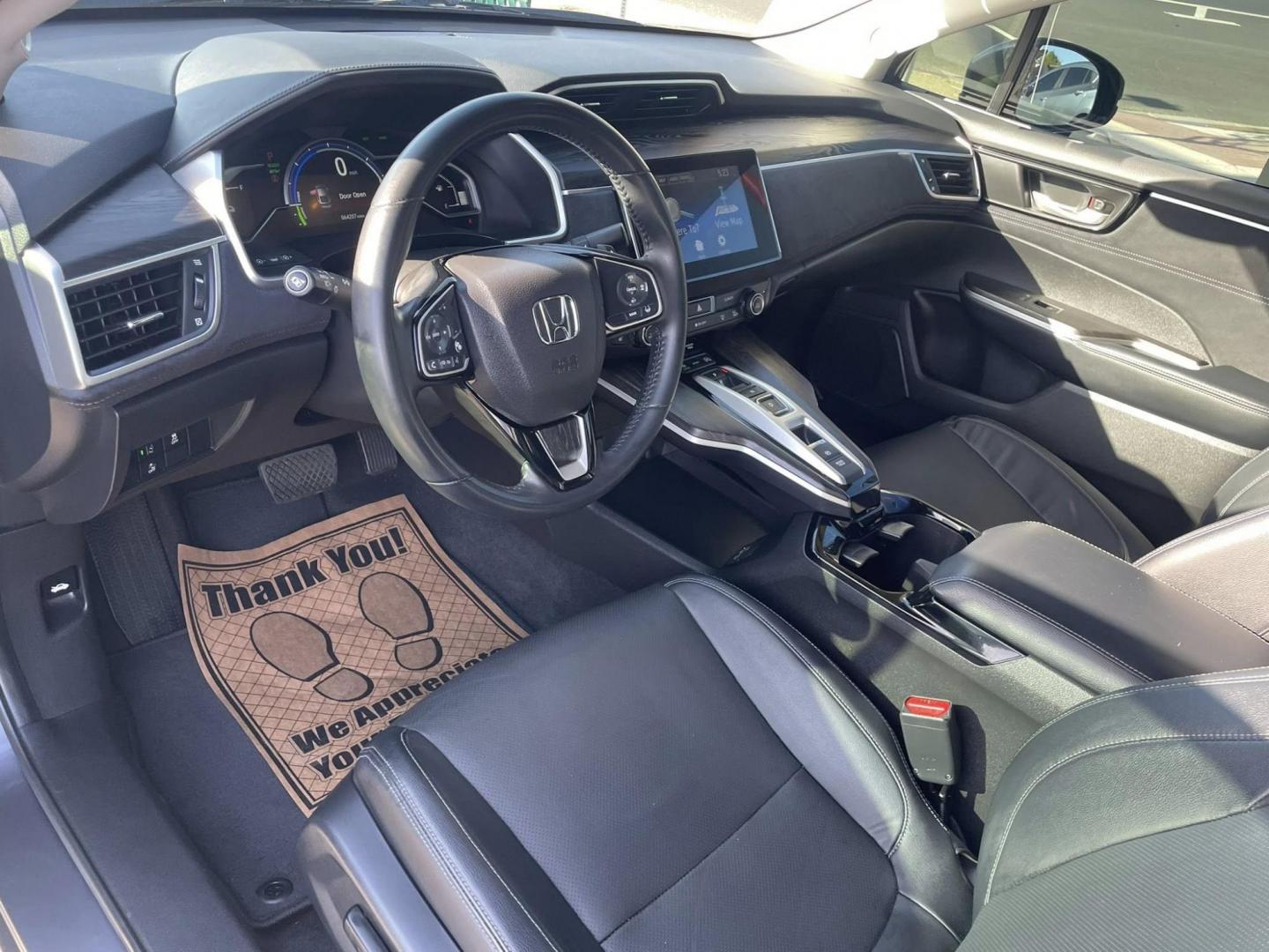 2018 Honda Clarity Touring Plug-In Hybrid (JHMZC5F30JC) with an 1.5L L4 DOHC 16V HYBRID engine, CVT transmission, located at 744 E Miner Ave, Stockton, CA, 95202, (209) 944-5770, 37.956863, -121.282082 - PLUS TAXES AND FEES NO CHARGER AVAILABLE - Photo#7