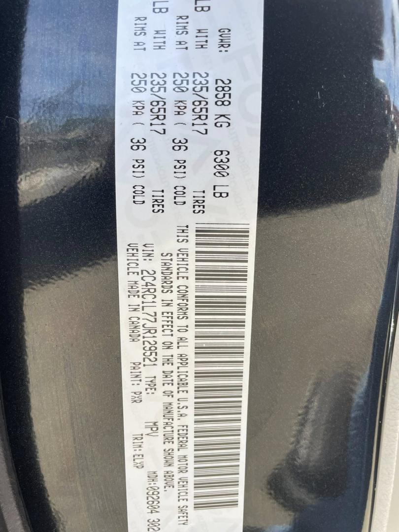 2018 BLACK Chrysler Pacifica Hybrid Touring L (2C4RC1L77JR) with an 3.6L V6 DOHC 24V HYBRID engine, CVT transmission, located at 744 E Miner Ave, Stockton, CA, 95202, (209) 944-5770, 37.956863, -121.282082 - PLUS TAXES AND FEES NO CHARGER AVAILABLE - Photo#11