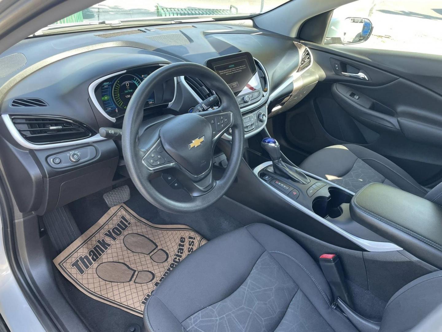2018 Chevrolet Volt LT (1G1RC6S50JU) with an 1.5L L4 DOHC 16V engine, CVT transmission, located at 744 E Miner Ave, Stockton, CA, 95202, (209) 944-5770, 37.956863, -121.282082 - PLUS TAXES AND FEES NO CHARGER AVAILABLE - Photo#5