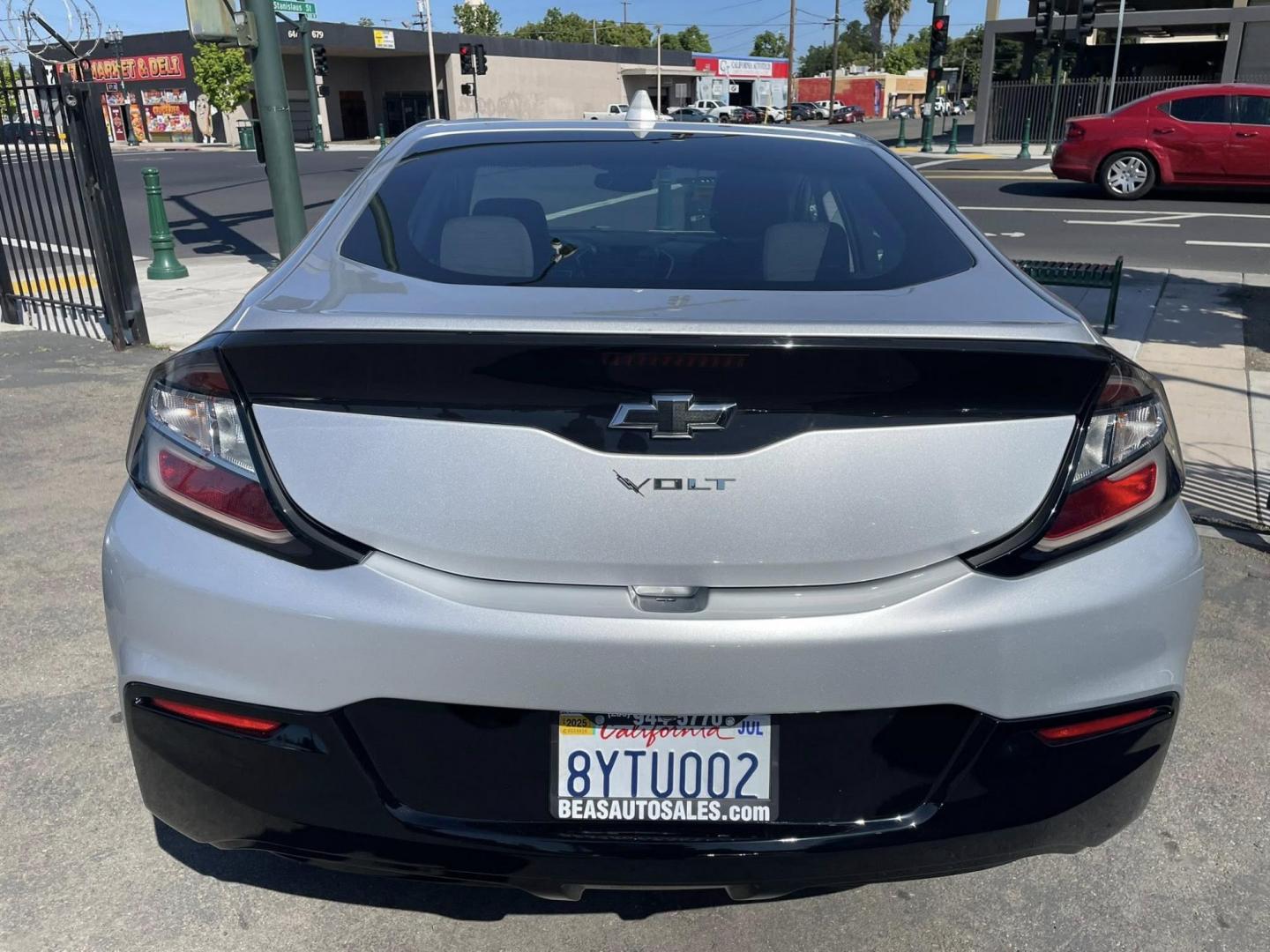 2018 Chevrolet Volt LT (1G1RC6S50JU) with an 1.5L L4 DOHC 16V engine, CVT transmission, located at 744 E Miner Ave, Stockton, CA, 95202, (209) 944-5770, 37.956863, -121.282082 - PLUS TAXES AND FEES NO CHARGER AVAILABLE - Photo#9
