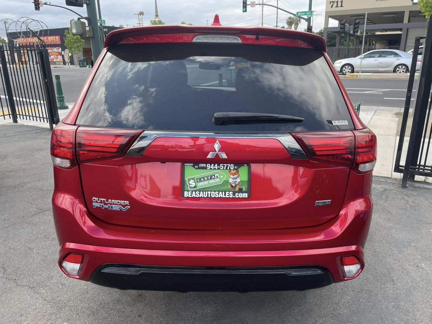 2022 Mitsubishi Outlander PHEV SEL (JA4J2VA76NZ) with an 2.0L L4 DOHC 16V HYBRID engine, 1A transmission, located at 744 E Miner Ave, Stockton, CA, 95202, (209) 944-5770, 37.956863, -121.282082 - Photo#11