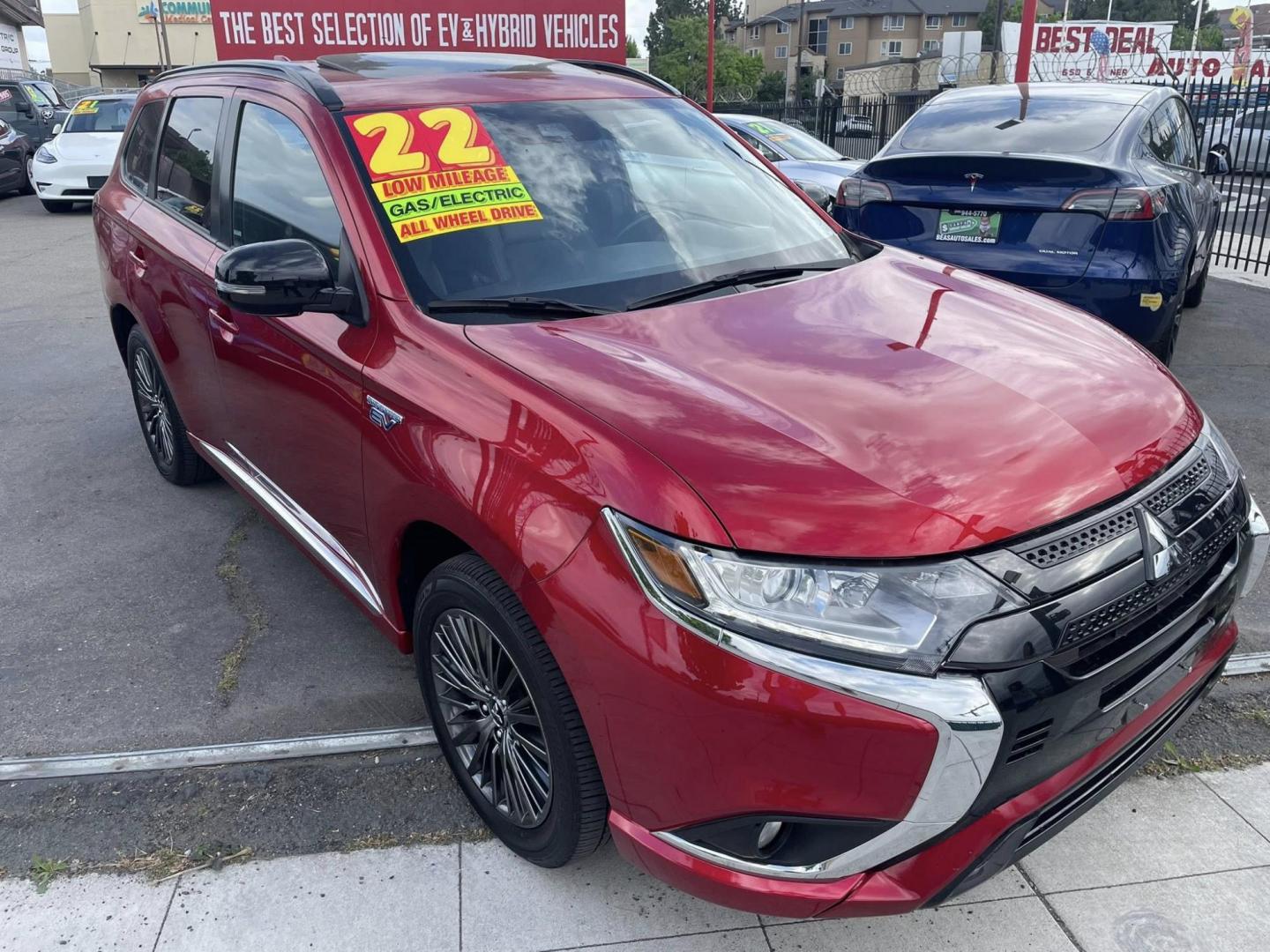 2022 Mitsubishi Outlander PHEV SEL (JA4J2VA76NZ) with an 2.0L L4 DOHC 16V HYBRID engine, 1A transmission, located at 744 E Miner Ave, Stockton, CA, 95202, (209) 944-5770, 37.956863, -121.282082 - Photo#1