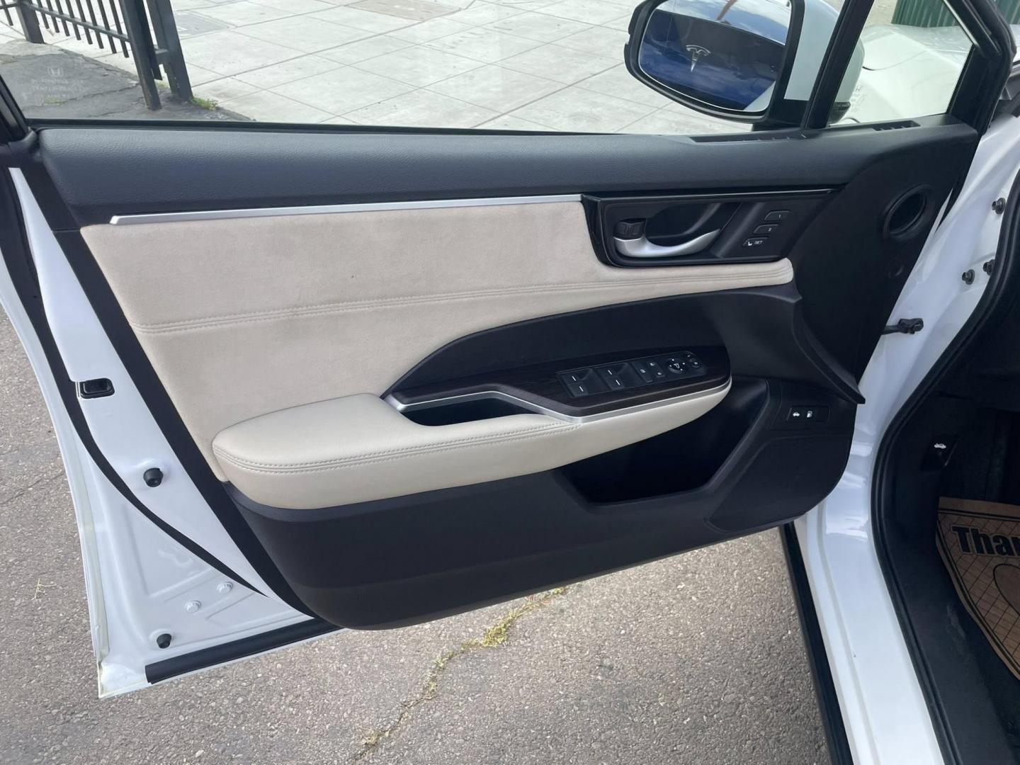 2018 Honda Clarity Touring Plug-In Hybrid (JHMZC5F31JC) with an 1.5L L4 DOHC 16V HYBRID engine, CVT transmission, located at 744 E Miner Ave, Stockton, CA, 95202, (209) 944-5770, 37.956863, -121.282082 - PLUS TAXES AND FEES NO CHARGER AVAILABLE - Photo#5