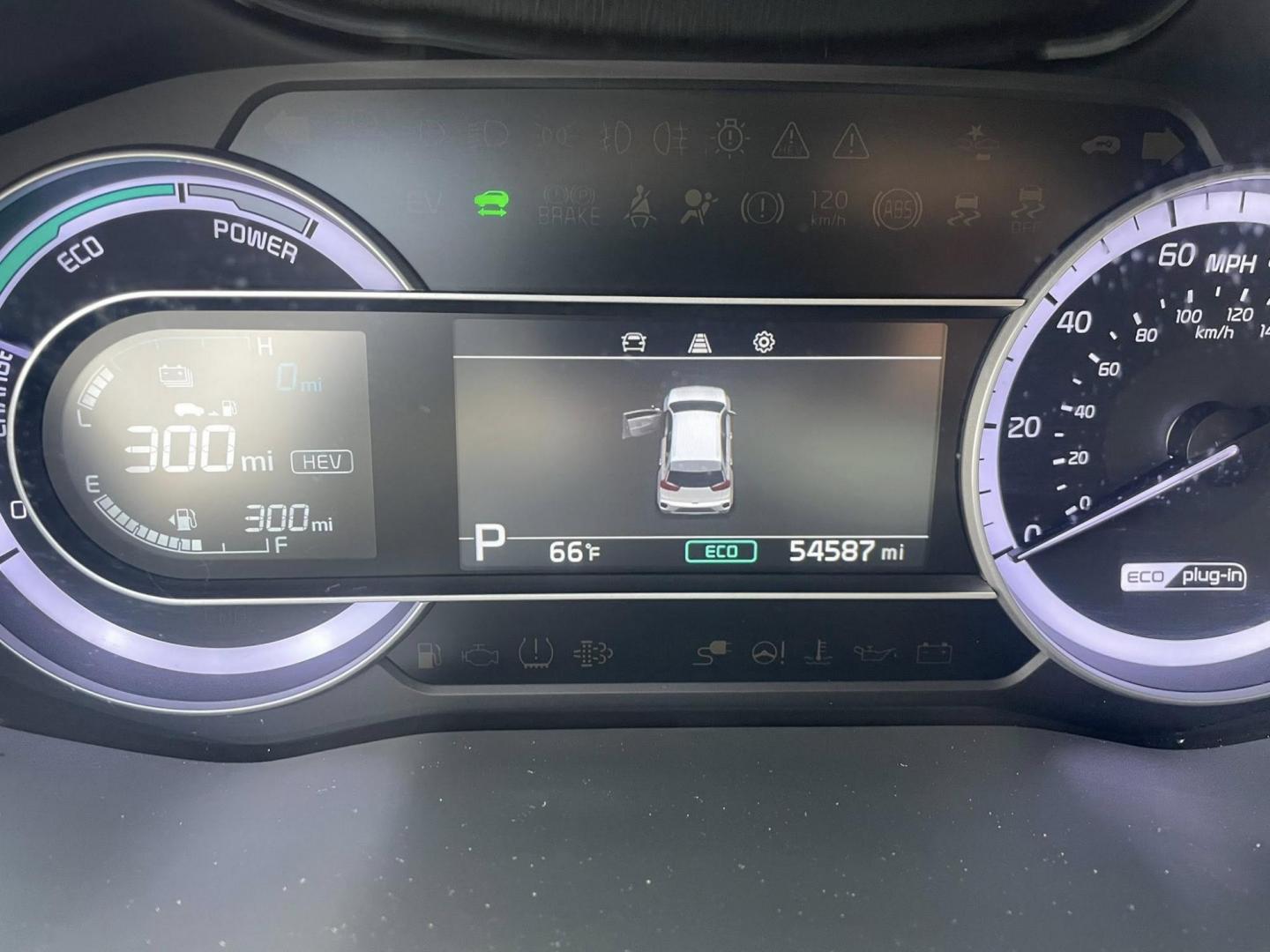 2022 Kia Niro Plug In Hybrid LXS (KNDCM3LD6N5) , 6A transmission, located at 744 E Miner Ave, Stockton, CA, 95202, (209) 944-5770, 37.956863, -121.282082 - Photo#12