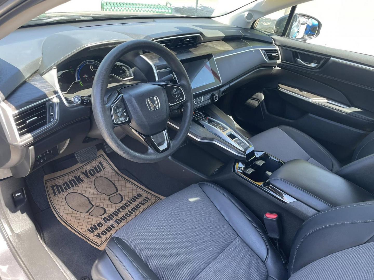 2018 Honda Clarity Plug-In Hybrid (JHMZC5F19JC) with an 1.5L L4 DOHC 16V HYBRID engine, CVT transmission, located at 744 E Miner Ave, Stockton, CA, 95202, (209) 944-5770, 37.956863, -121.282082 - PLUS TAXES AND FEES - Photo#6