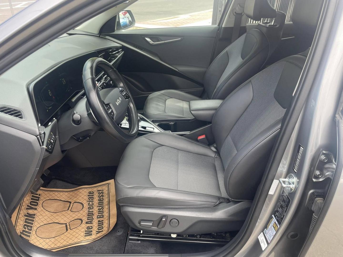 2023 Kia Niro EX (KNDCS3LFXP5) with an 1.6L L4 DOHC 16V HYBRID engine, 6A transmission, located at 744 E Miner Ave, Stockton, CA, 95202, (209) 944-5770, 37.956863, -121.282082 - PLUS TAXES AND FEES NO CHARGER AVAILABLE - Photo#7