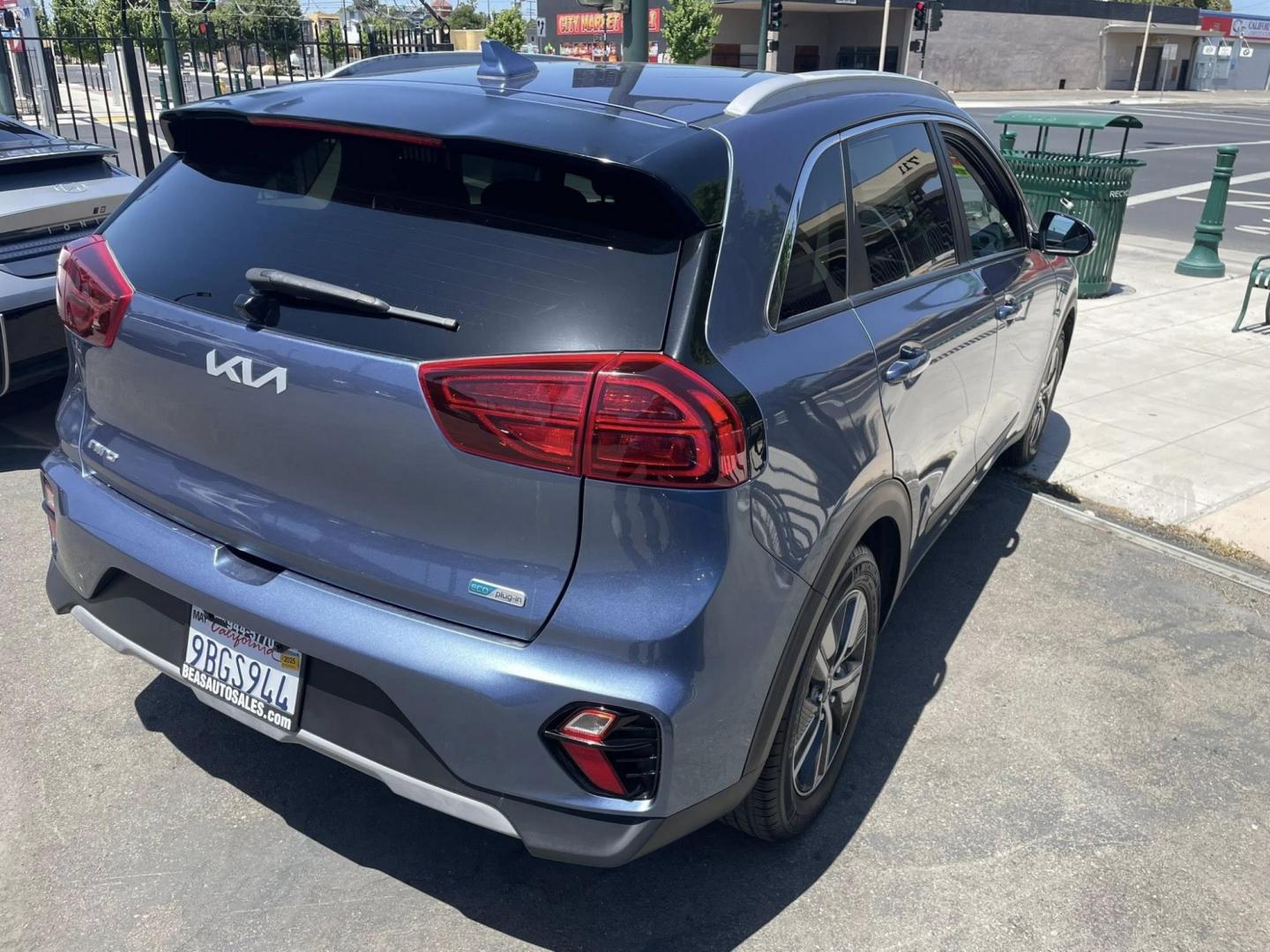 2022 Kia Niro Plug In Hybrid EX (KNDCD3LD5N5) , 6A transmission, located at 744 E Miner Ave, Stockton, CA, 95202, (209) 944-5770, 37.956863, -121.282082 - PLUS TAXES AND FEES NO CHARGER AVAILABLE - Photo#13