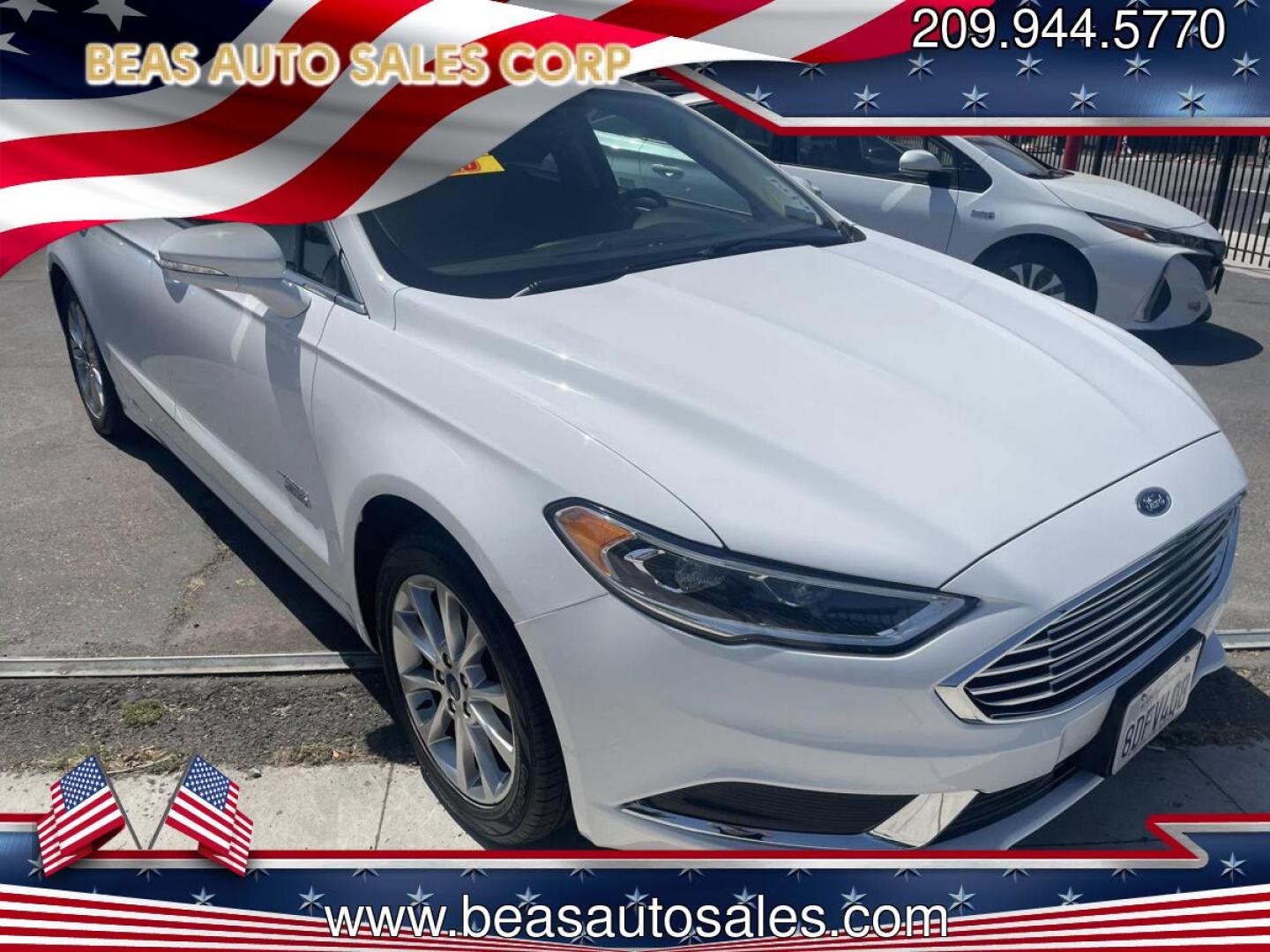 2018 WHITE Ford Fusion Energi SE (3FA6P0PUXJR) with an 2.0L L4 DOHC 16V HYBRID engine, CVT transmission, located at 744 E Miner Ave, Stockton, CA, 95202, (209) 944-5770, 37.956863, -121.282082 - PLUS TAXES AND FEES NO CHARGER AVAILABLE - Photo#0
