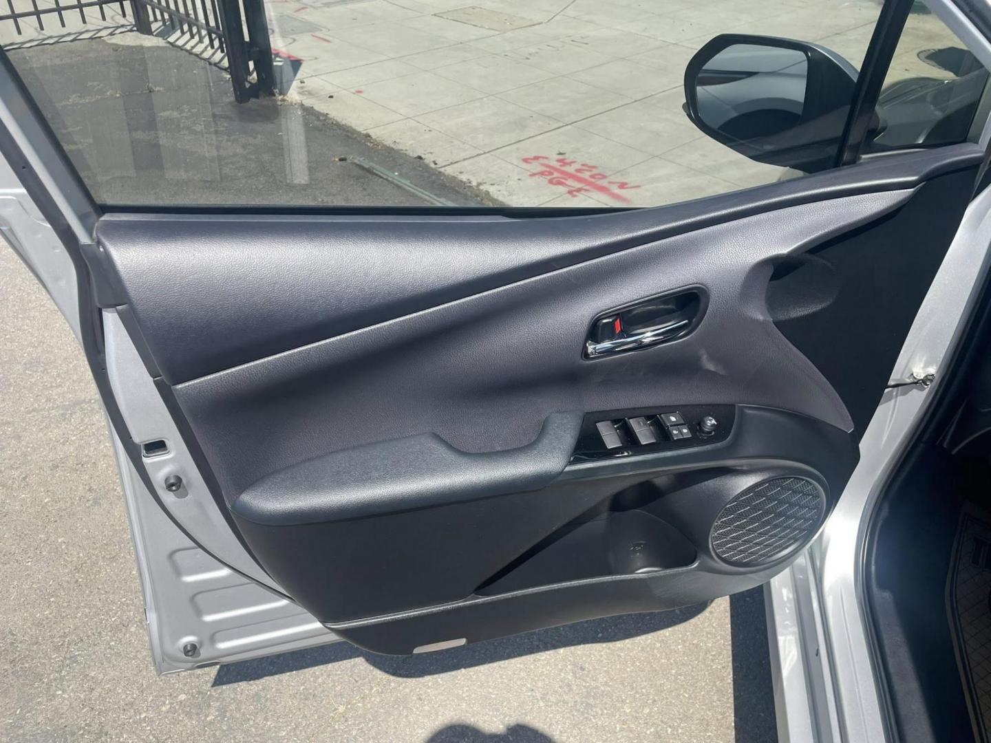 2022 Toyota Prius Prime LE (JTDKAMFP5N3) with an 1.8L L4 DOHC 16V HYBRID engine, CVT transmission, located at 744 E Miner Ave, Stockton, CA, 95202, (209) 944-5770, 37.956863, -121.282082 - PLUS TAXES AND FEES NO CHARGER AVAILABLE - Photo#4