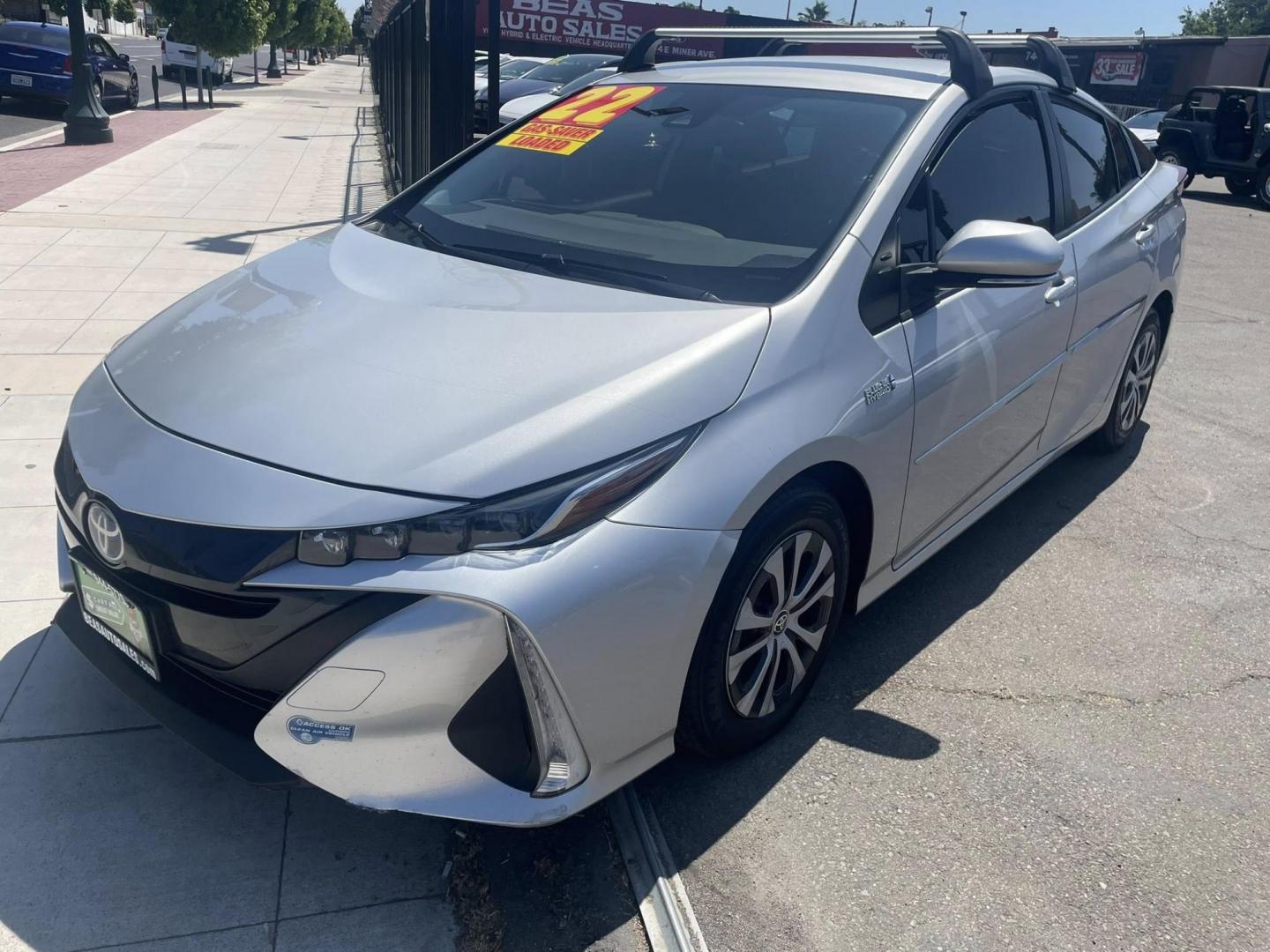 2022 Toyota Prius Prime LE (JTDKAMFP5N3) with an 1.8L L4 DOHC 16V HYBRID engine, CVT transmission, located at 744 E Miner Ave, Stockton, CA, 95202, (209) 944-5770, 37.956863, -121.282082 - PLUS TAXES AND FEES NO CHARGER AVAILABLE - Photo#3