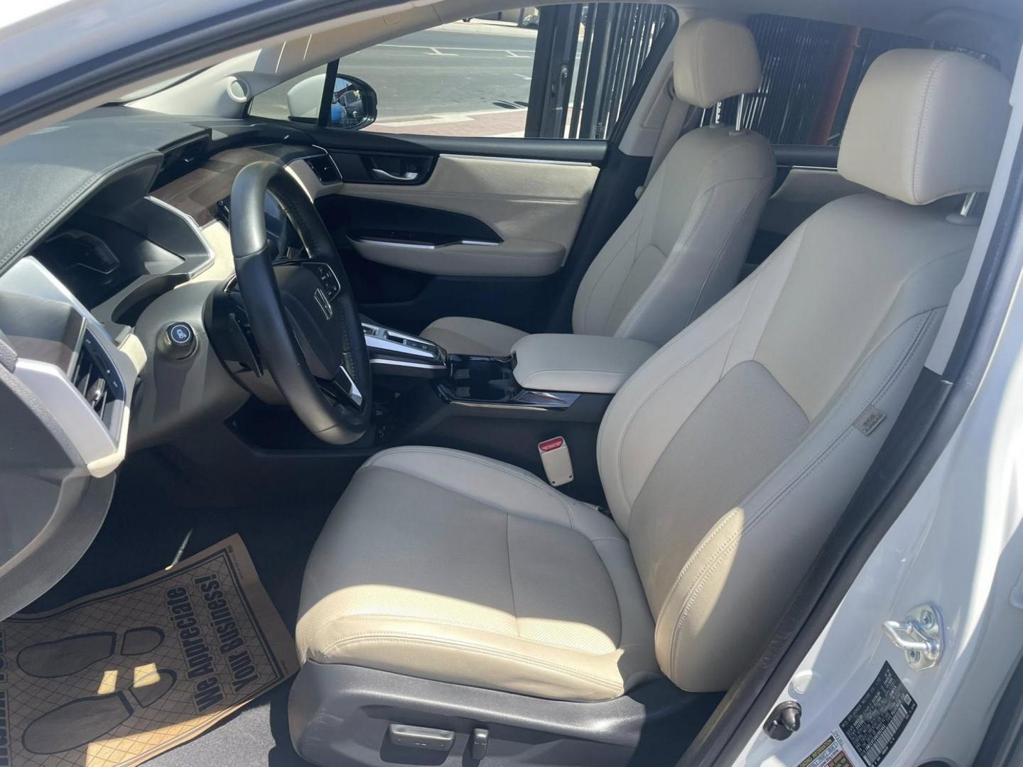 2019 Honda Clarity Touring Plug-In Hybrid (JHMZC5F38KC) with an 1.5L L4 DOHC 16V HYBRID engine, CVT transmission, located at 744 E Miner Ave, Stockton, CA, 95202, (209) 944-5770, 37.956863, -121.282082 - PLUS TAXES AND FEES NO CHARGER AVAILABLE - Photo#8