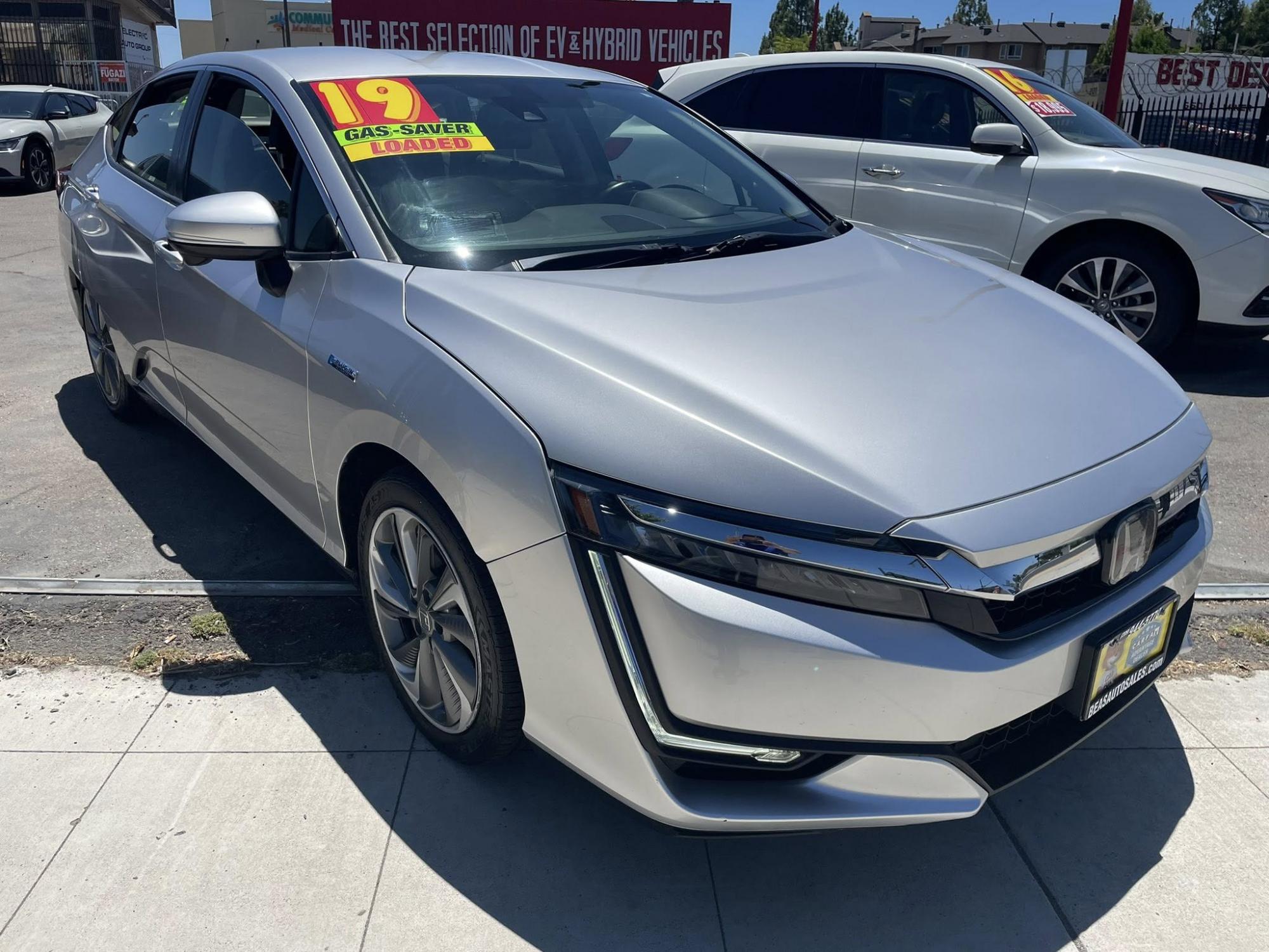photo of 2019 Honda Clarity Touring Plug-In Hybrid