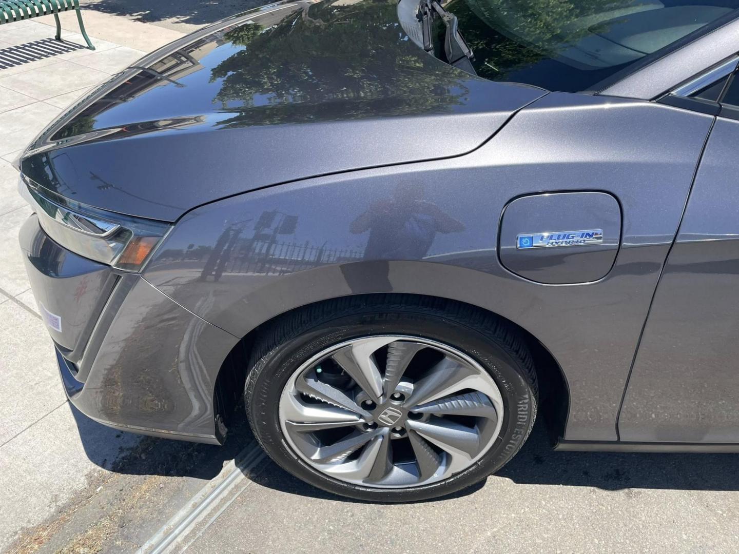 2018 Honda Clarity Plug-In Hybrid (JHMZC5F16JC) with an 1.5L L4 DOHC 16V HYBRID engine, CVT transmission, located at 744 E Miner Ave, Stockton, CA, 95202, (209) 944-5770, 37.956863, -121.282082 - PLUS TAXES AND FEES NO CHARGER AVAILABLE - Photo#4
