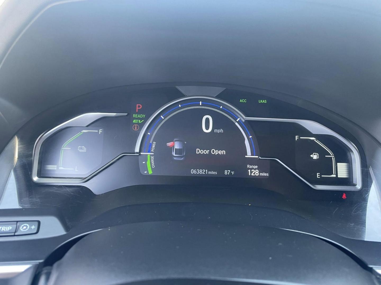 2021 Honda Clarity Plug-In Hybrid (JHMZC5F11MC) with an 1.5L L4 DOHC 16V HYBRID engine, CVT transmission, located at 744 E Miner Ave, Stockton, CA, 95202, (209) 944-5770, 37.956863, -121.282082 - PLUS TAXES AND FEES NO CHARGER AVAILABLE - Photo#13