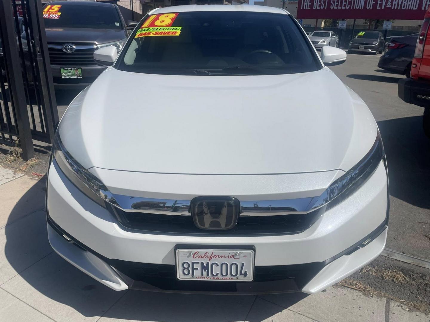 2018 Honda Clarity Plug-In Hybrid (JHMZC5F17JC) with an 1.5L L4 DOHC 16V HYBRID engine, CVT transmission, located at 744 E Miner Ave, Stockton, CA, 95202, (209) 944-5770, 37.956863, -121.282082 - PLUS TAXES AND FEES NO CHARGER AVAILABLE - Photo#2