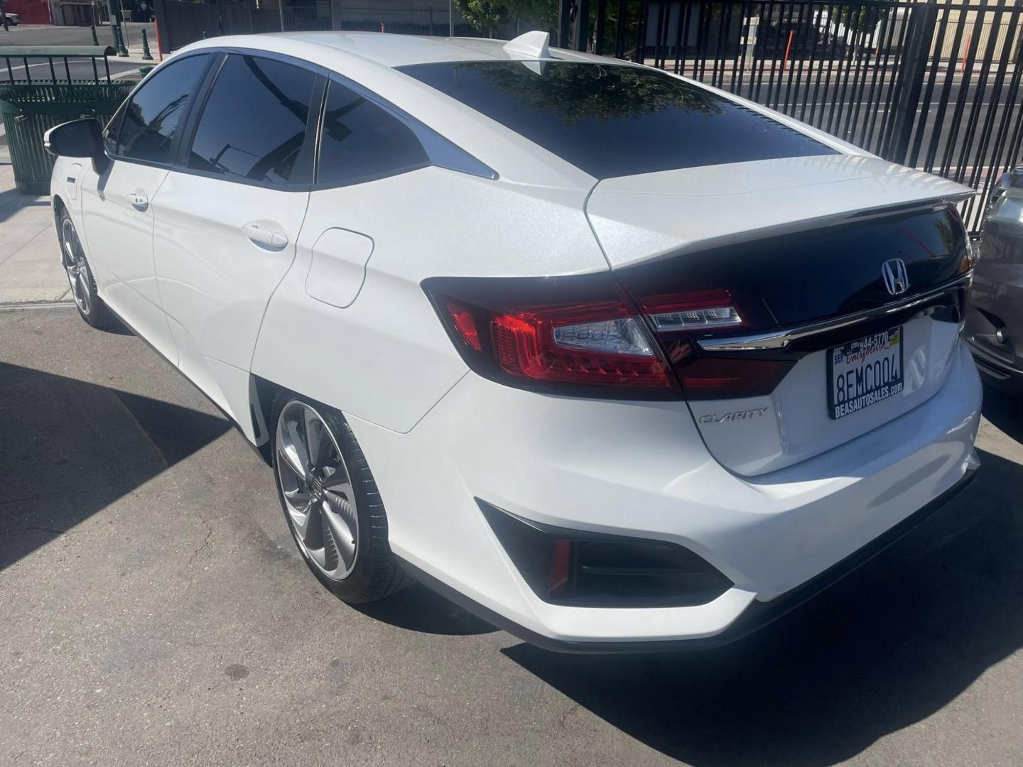 2018 Honda Clarity Plug-In Hybrid (JHMZC5F17JC) with an 1.5L L4 DOHC 16V HYBRID engine, CVT transmission, located at 744 E Miner Ave, Stockton, CA, 95202, (209) 944-5770, 37.956863, -121.282082 - PLUS TAXES AND FEES NO CHARGER AVAILABLE - Photo#10