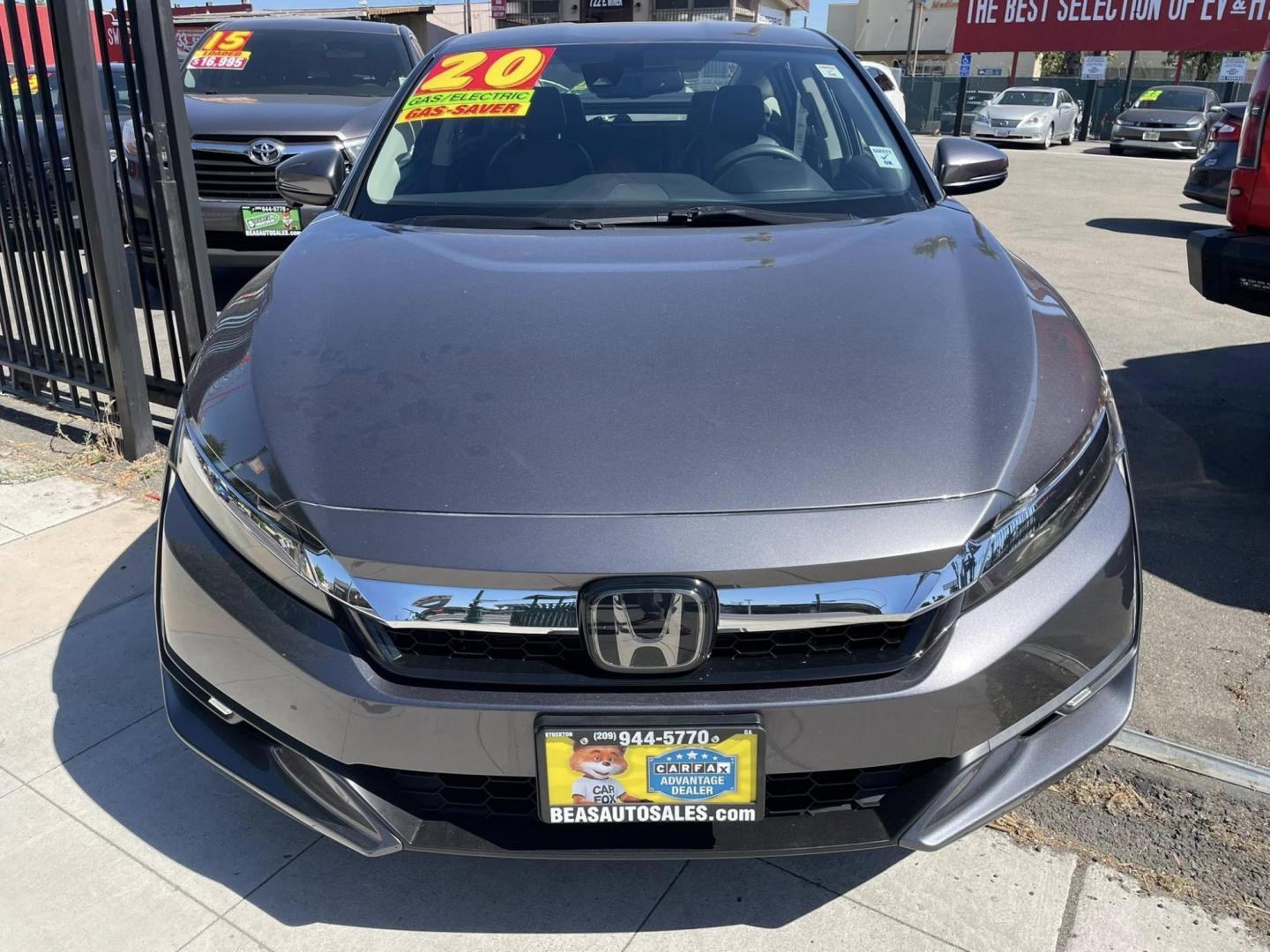 2020 Honda Clarity Plug-In Hybrid (JHMZC5F1XLC) with an 1.5L L4 DOHC 16V HYBRID engine, CVT transmission, located at 744 E Miner Ave, Stockton, CA, 95202, (209) 944-5770, 37.956863, -121.282082 - PLUS TAXES AND FEES NO CHARGER AVAILABLE - Photo#2