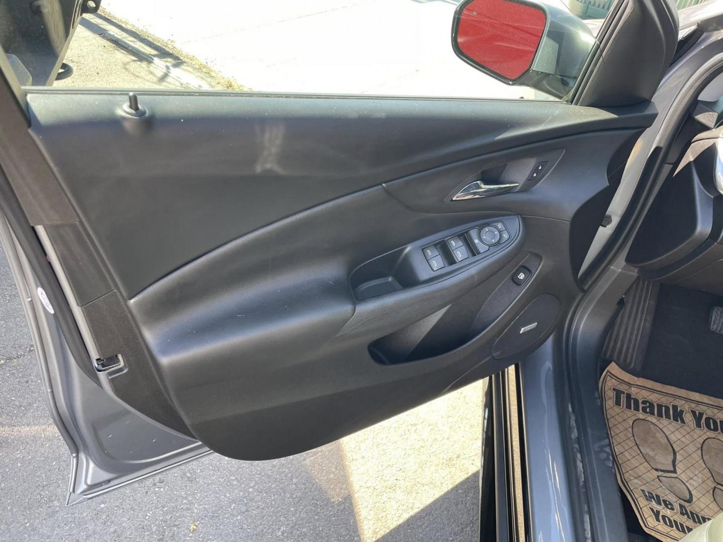 2018 Chevrolet Volt LTZ w/ Standard Emission Package (1G1RB6S57JU) with an 1.5L L4 DOHC 16V engine, CVT transmission, located at 744 E Miner Ave, Stockton, CA, 95202, (209) 944-5770, 37.956863, -121.282082 - PLUS TAXES AND FEES NO CHARGER AVAILABLE - Photo#5