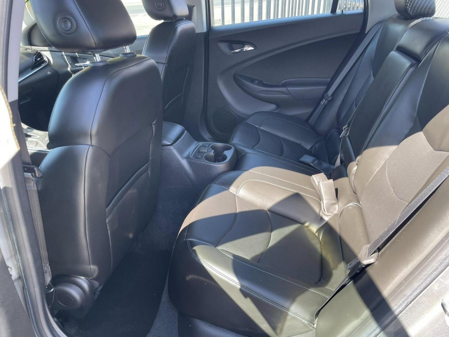 2018 Chevrolet Volt LTZ w/ Standard Emission Package (1G1RB6S57JU) with an 1.5L L4 DOHC 16V engine, CVT transmission, located at 744 E Miner Ave, Stockton, CA, 95202, (209) 944-5770, 37.956863, -121.282082 - PLUS TAXES AND FEES NO CHARGER AVAILABLE - Photo#8