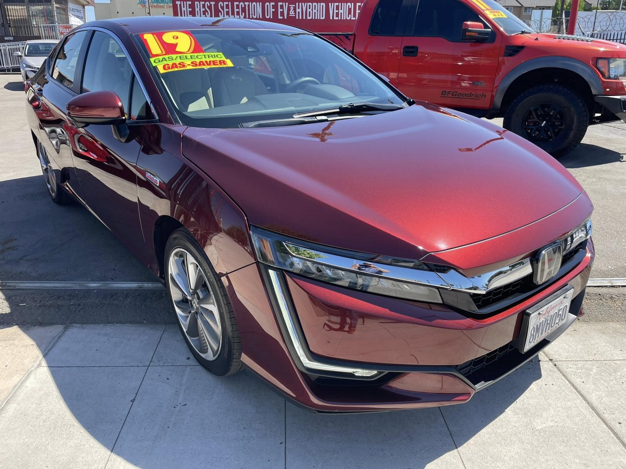 photo of 2019 Honda Clarity PLUG-IN HYBRID 