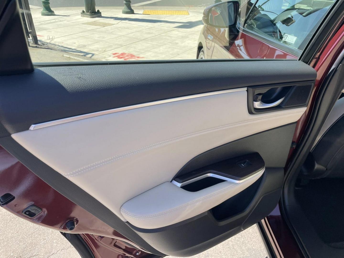 2019 Honda Clarity Plug-In Hybrid (JHMZC5F12KC) with an 1.5L L4 DOHC 16V HYBRID engine, CVT transmission, located at 744 E Miner Ave, Stockton, CA, 95202, (209) 944-5770, 37.956863, -121.282082 - Photo#8