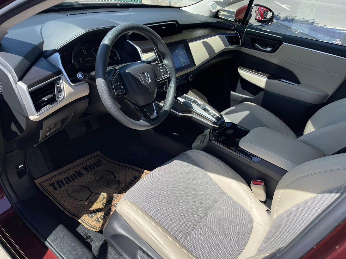 2019 Honda Clarity Plug-In Hybrid (JHMZC5F12KC) with an 1.5L L4 DOHC 16V HYBRID engine, CVT transmission, located at 744 E Miner Ave, Stockton, CA, 95202, (209) 944-5770, 37.956863, -121.282082 - Photo#6