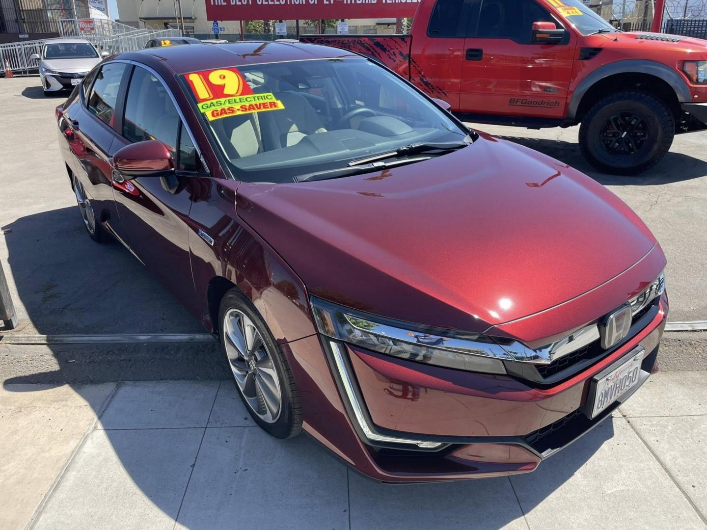 2019 Honda Clarity Plug-In Hybrid (JHMZC5F12KC) with an 1.5L L4 DOHC 16V HYBRID engine, CVT transmission, located at 744 E Miner Ave, Stockton, CA, 95202, (209) 944-5770, 37.956863, -121.282082 - Photo#1