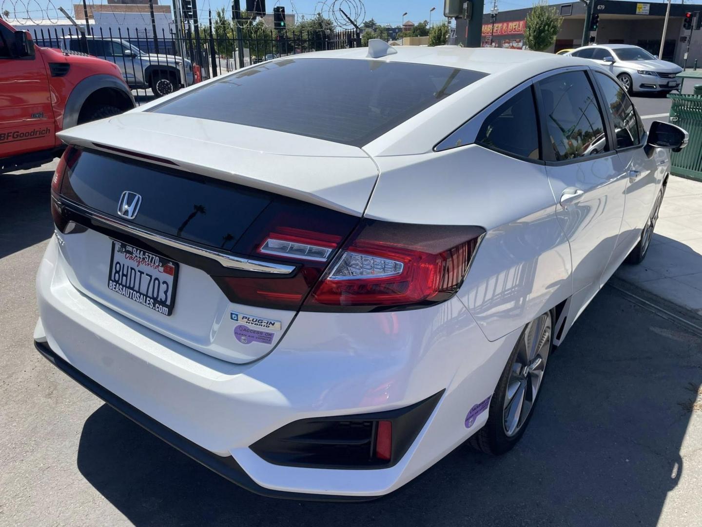 2018 Honda Clarity Plug-In Hybrid (JHMZC5F15JC) with an 1.5L L4 DOHC 16V HYBRID engine, CVT transmission, located at 744 E Miner Ave, Stockton, CA, 95202, (209) 944-5770, 37.956863, -121.282082 - Photo#10