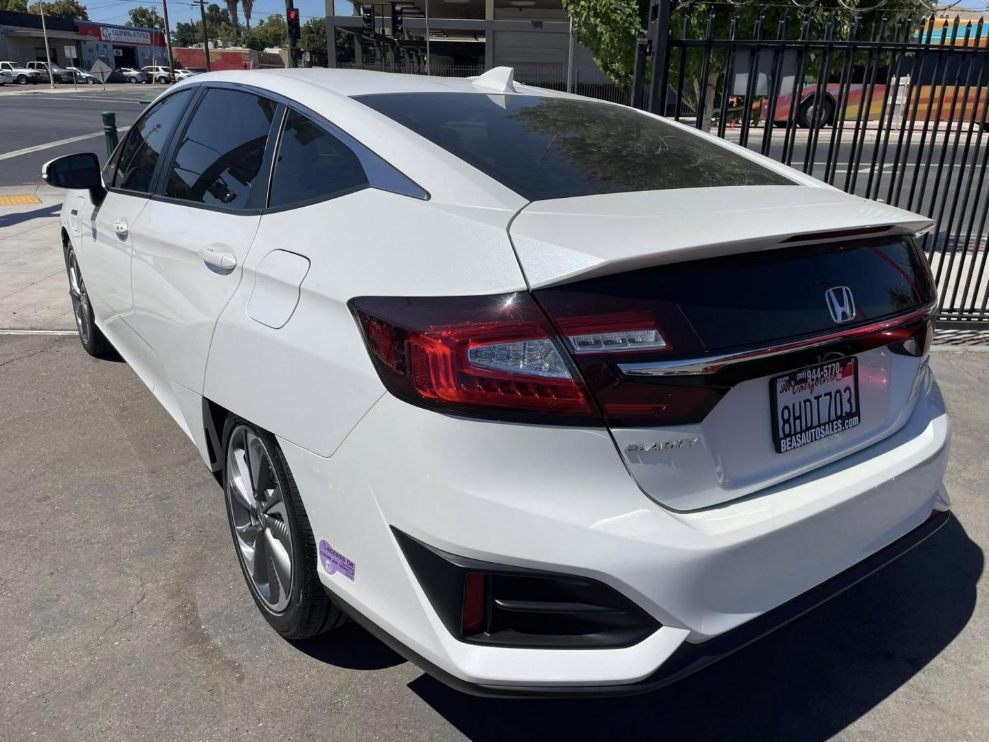 2018 Honda Clarity Plug-In Hybrid (JHMZC5F15JC) with an 1.5L L4 DOHC 16V HYBRID engine, CVT transmission, located at 744 E Miner Ave, Stockton, CA, 95202, (209) 944-5770, 37.956863, -121.282082 - Photo#8
