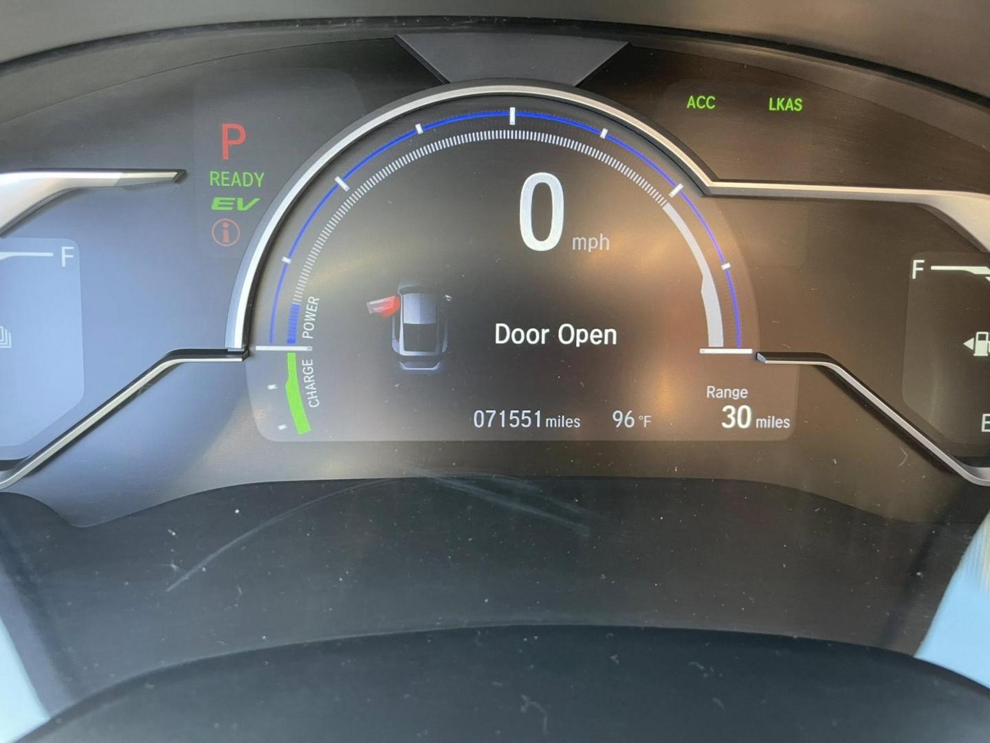 2018 Honda Clarity Plug-In Hybrid (JHMZC5F17JC) with an 1.5L L4 DOHC 16V HYBRID engine, CVT transmission, located at 744 E Miner Ave, Stockton, CA, 95202, (209) 944-5770, 37.956863, -121.282082 - Photo#11