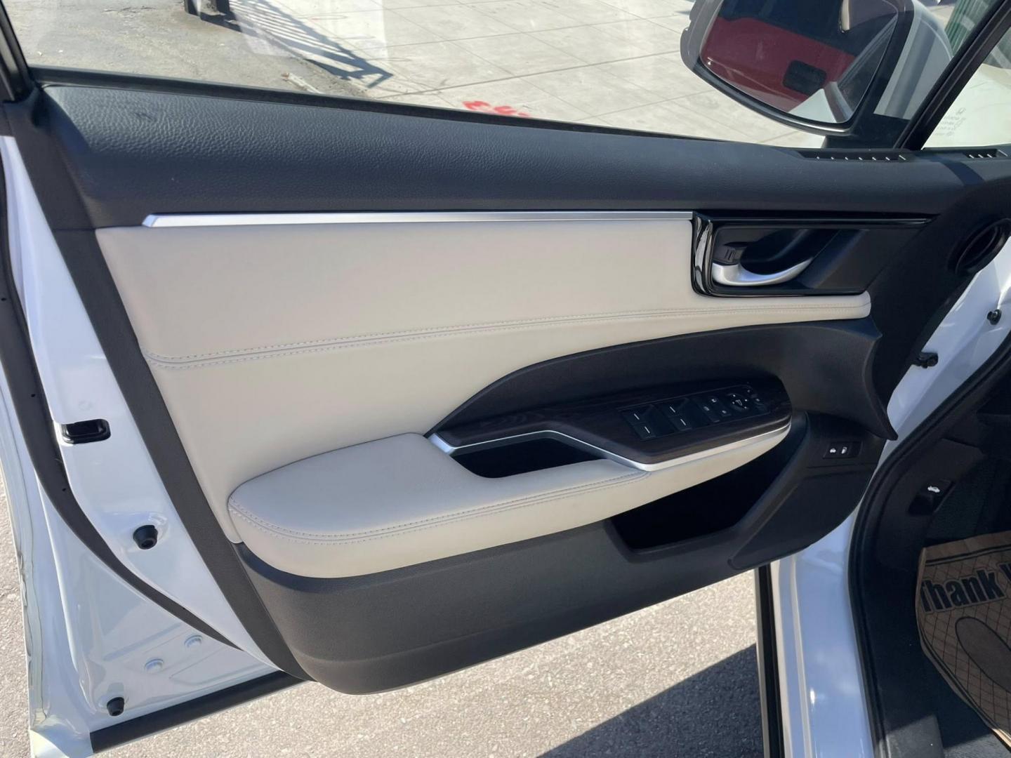 2018 Honda Clarity Plug-In Hybrid (JHMZC5F17JC) with an 1.5L L4 DOHC 16V HYBRID engine, CVT transmission, located at 744 E Miner Ave, Stockton, CA, 95202, (209) 944-5770, 37.956863, -121.282082 - Photo#4