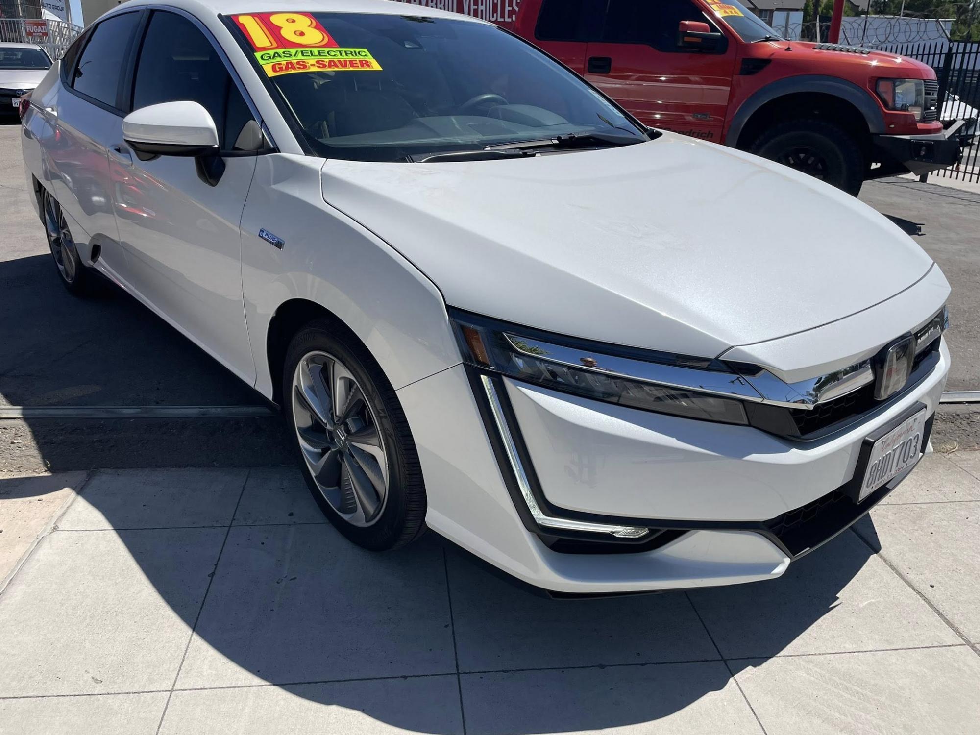 photo of 2018 Honda Clarity PLUG-IN HYBRID 