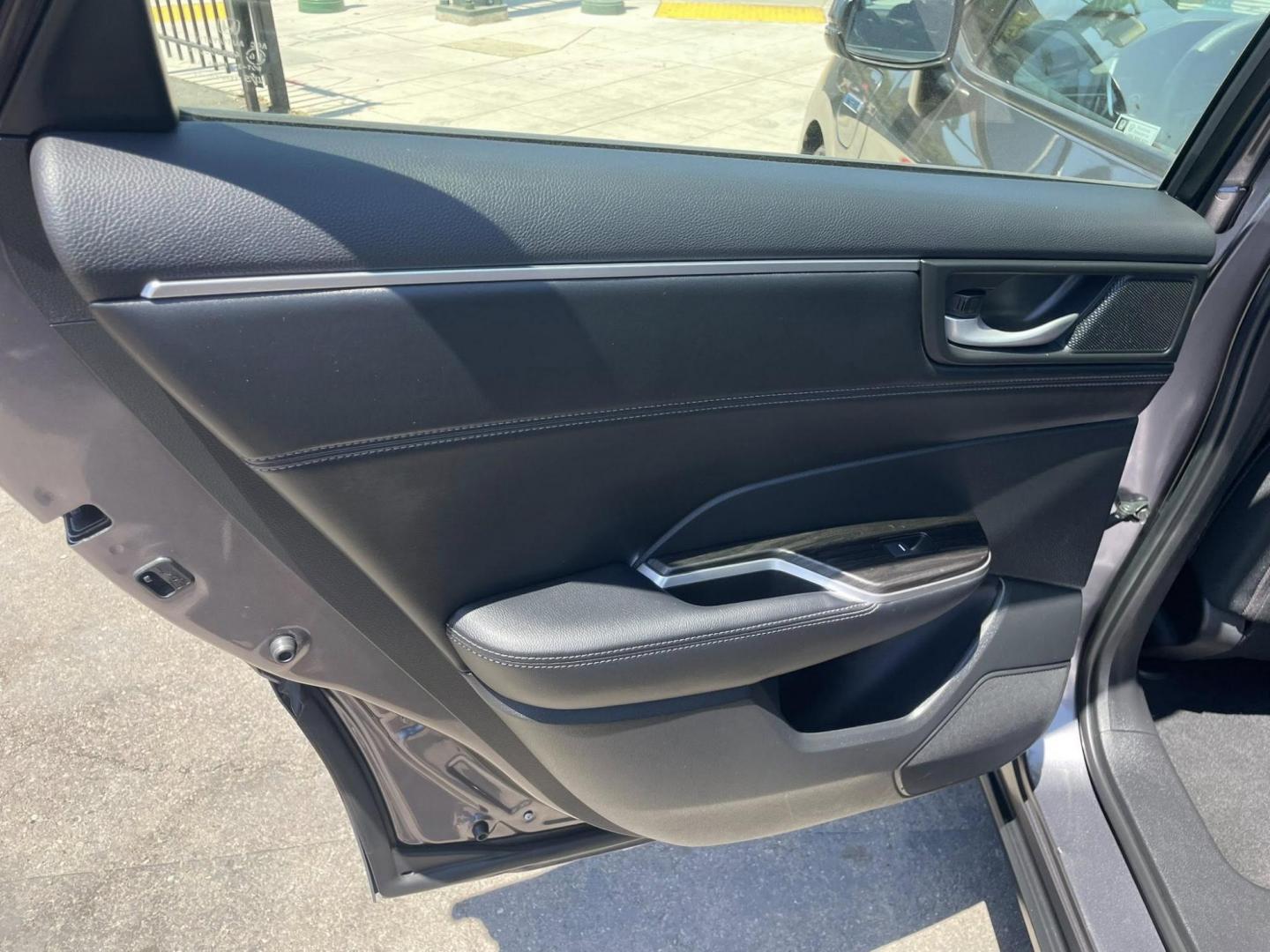 2019 Honda Clarity Plug-In Hybrid (JHMZC5F17KC) with an 1.5L L4 DOHC 16V HYBRID engine, CVT transmission, located at 744 E Miner Ave, Stockton, CA, 95202, (209) 944-5770, 37.956863, -121.282082 - Photo#8