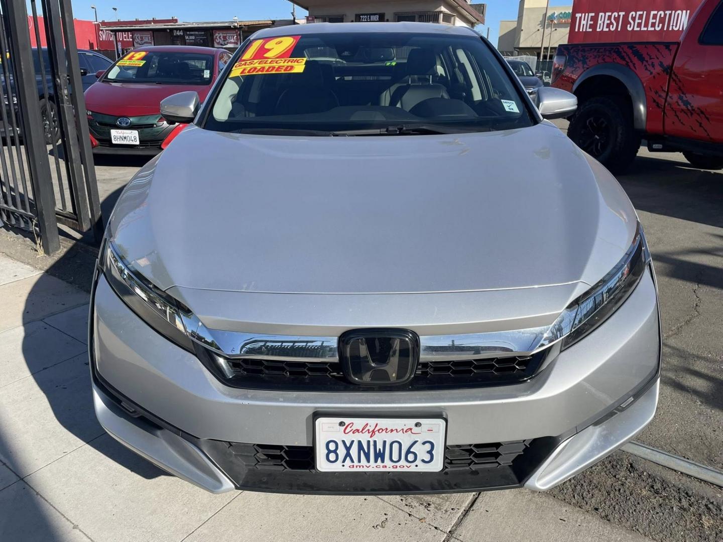 2019 Honda Clarity Touring Plug-In Hybrid (JHMZC5F3XKC) with an 1.5L L4 DOHC 16V HYBRID engine, CVT transmission, located at 744 E Miner Ave, Stockton, CA, 95202, (209) 944-5770, 37.956863, -121.282082 - PLUS TAXES AND FEES NO CHARGER AVAILABLE - Photo#2