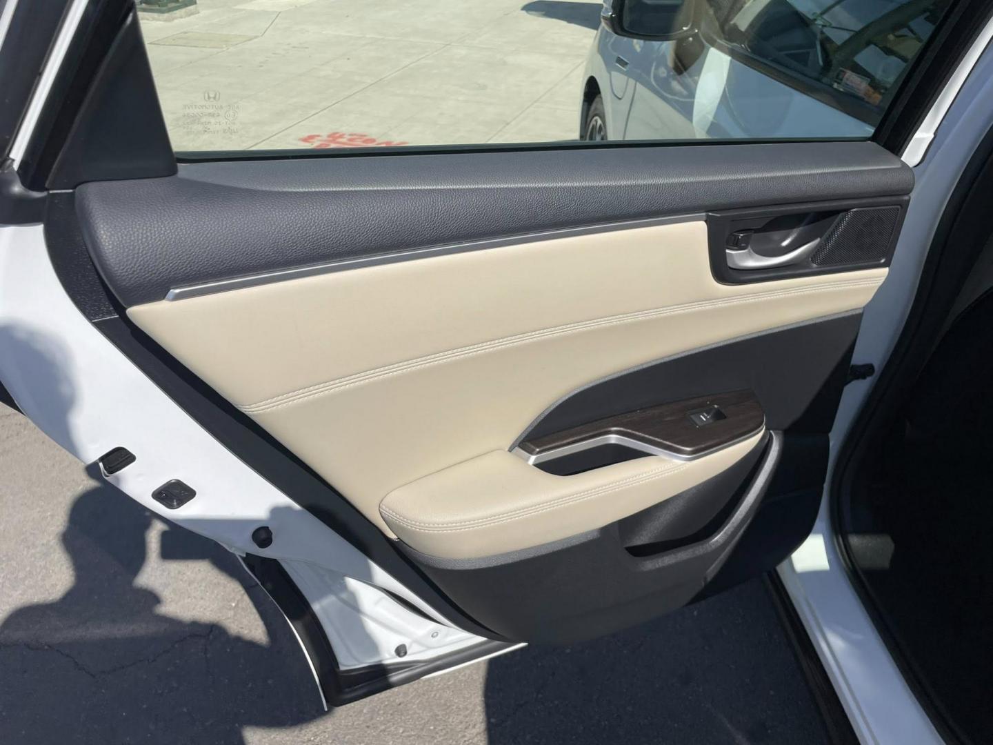 2018 Honda Clarity Plug-In Hybrid (JHMZC5F13JC) with an 1.5L L4 DOHC 16V HYBRID engine, CVT transmission, located at 744 E Miner Ave, Stockton, CA, 95202, (209) 944-5770, 37.956863, -121.282082 - Photo#8