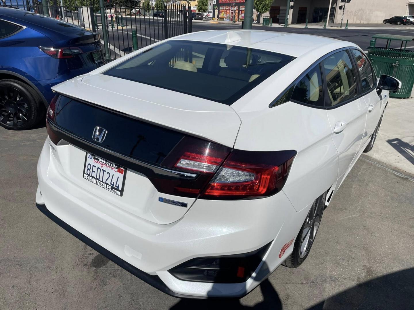 2018 Honda Clarity Plug-In Hybrid (JHMZC5F13JC) with an 1.5L L4 DOHC 16V HYBRID engine, CVT transmission, located at 744 E Miner Ave, Stockton, CA, 95202, (209) 944-5770, 37.956863, -121.282082 - Photo#14