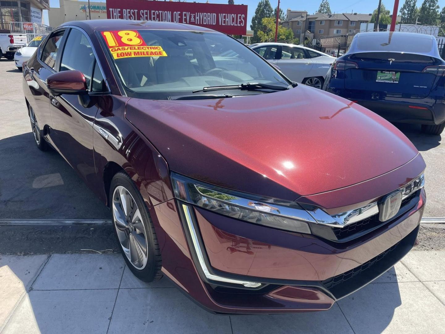 2018 Honda Clarity Plug-In Hybrid (JHMZC5F14JC) with an 1.5L L4 DOHC 16V HYBRID engine, CVT transmission, located at 744 E Miner Ave, Stockton, CA, 95202, (209) 944-5770, 37.956863, -121.282082 - PLUS TAXES AND FEES NO CHARGER AVAILABLE - Photo#1