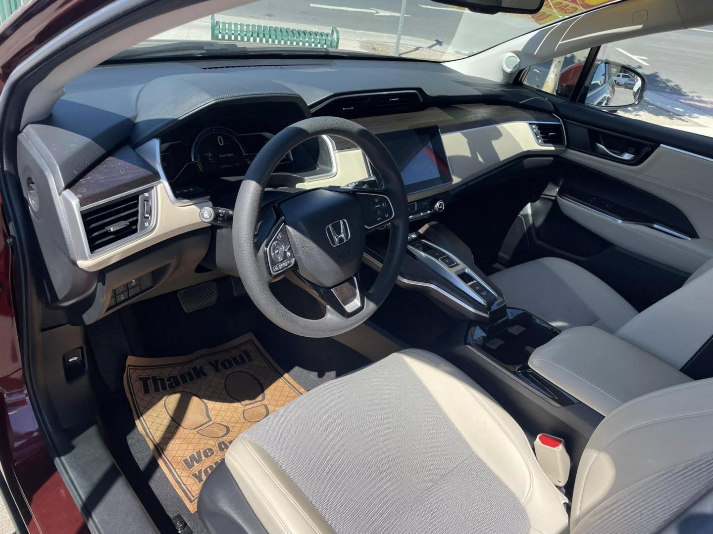 2018 Honda Clarity Plug-In Hybrid (JHMZC5F14JC) with an 1.5L L4 DOHC 16V HYBRID engine, CVT transmission, located at 744 E Miner Ave, Stockton, CA, 95202, (209) 944-5770, 37.956863, -121.282082 - PLUS TAXES AND FEES NO CHARGER AVAILABLE - Photo#7