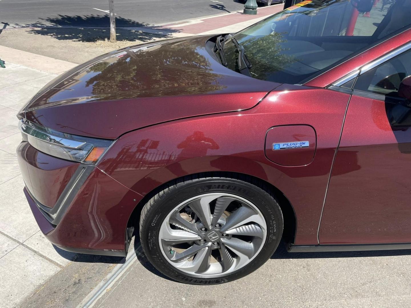 2018 Honda Clarity Plug-In Hybrid (JHMZC5F14JC) with an 1.5L L4 DOHC 16V HYBRID engine, CVT transmission, located at 744 E Miner Ave, Stockton, CA, 95202, (209) 944-5770, 37.956863, -121.282082 - PLUS TAXES AND FEES NO CHARGER AVAILABLE - Photo#4