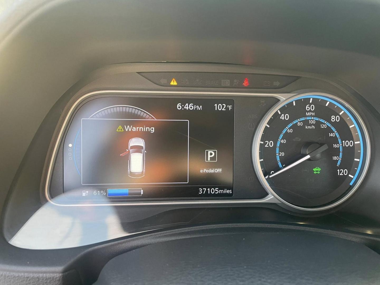 2022 Nissan LEAF SV (1N4BZ1CV7NC) with an ELECTRIC engine, CVT transmission, located at 744 E Miner Ave, Stockton, CA, 95202, (209) 944-5770, 37.956863, -121.282082 - PLUS TAXES AND FEES NO CHARGER AVAILABLE - Photo#9