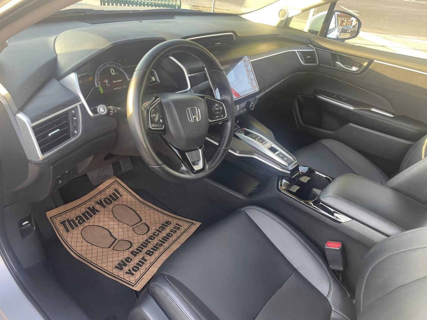 2019 Honda Clarity Touring Plug-In Hybrid (JHMZC5F33KC) with an 1.5L L4 DOHC 16V HYBRID engine, CVT transmission, located at 744 E Miner Ave, Stockton, CA, 95202, (209) 944-5770, 37.956863, -121.282082 - Photo#6