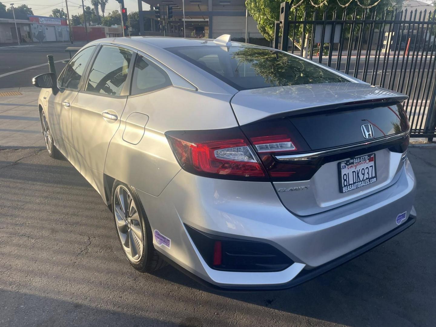 2019 Honda Clarity Touring Plug-In Hybrid (JHMZC5F33KC) with an 1.5L L4 DOHC 16V HYBRID engine, CVT transmission, located at 744 E Miner Ave, Stockton, CA, 95202, (209) 944-5770, 37.956863, -121.282082 - Photo#11