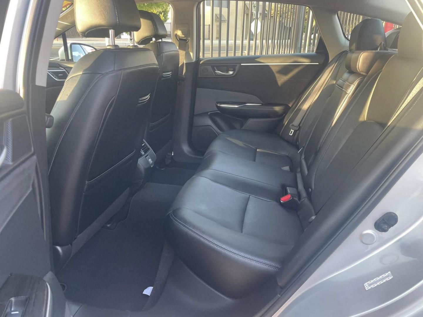 2019 Honda Clarity Touring Plug-In Hybrid (JHMZC5F33KC) with an 1.5L L4 DOHC 16V HYBRID engine, CVT transmission, located at 744 E Miner Ave, Stockton, CA, 95202, (209) 944-5770, 37.956863, -121.282082 - Photo#8