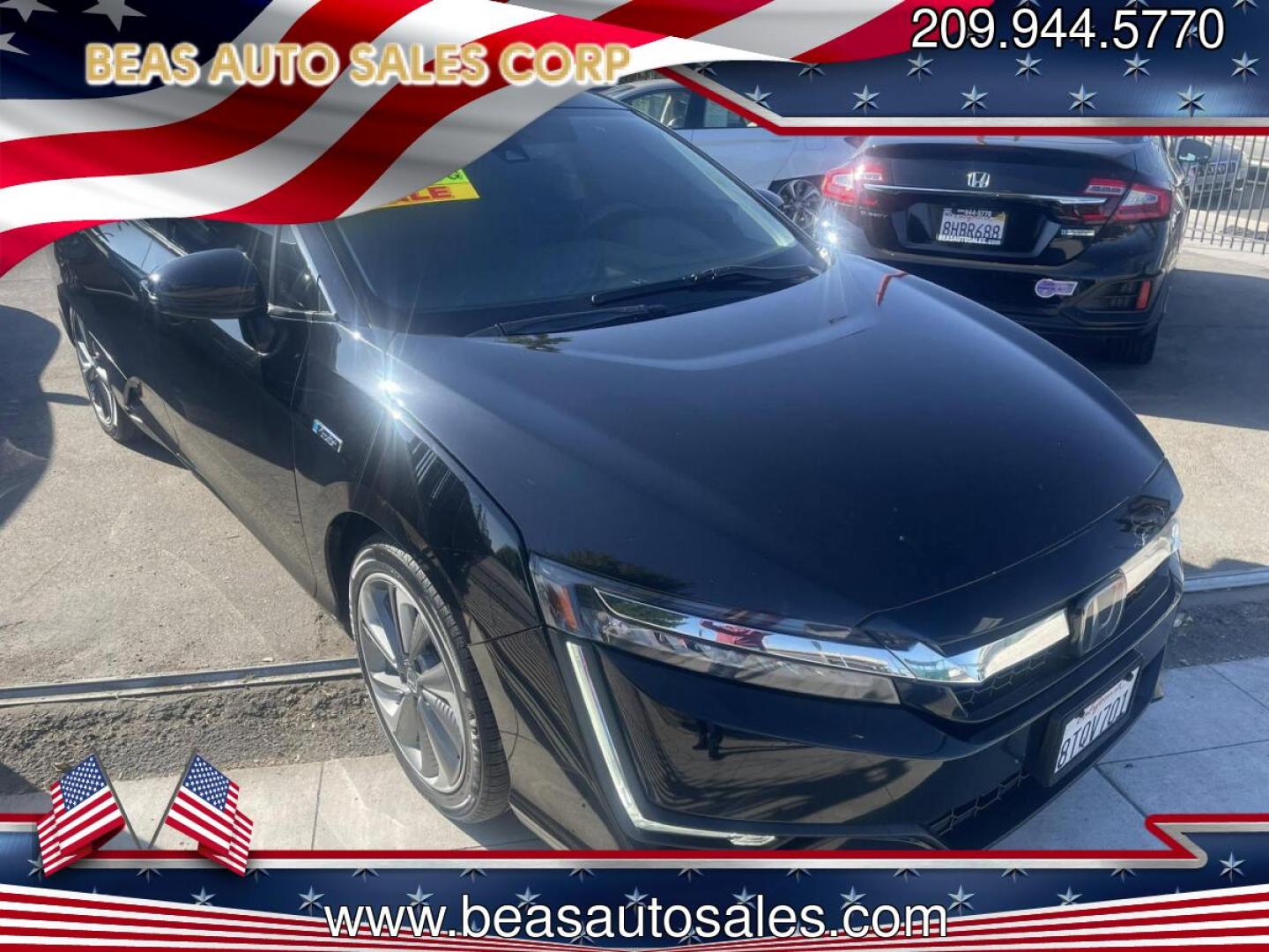 2020 Honda Clarity Plug-In Hybrid (JHMZC5F13LC) with an 1.5L L4 DOHC 16V HYBRID engine, CVT transmission, located at 744 E Miner Ave, Stockton, CA, 95202, (209) 944-5770, 37.956863, -121.282082- Photo#0