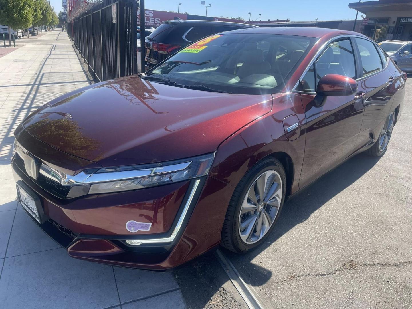 2018 Honda Clarity Plug-In Hybrid (JHMZC5F14JC) with an 1.5L L4 DOHC 16V HYBRID engine, CVT transmission, located at 744 E Miner Ave, Stockton, CA, 95202, (209) 944-5770, 37.956863, -121.282082 - PLUS TAXES AND FEES NO CHARGER AVAILABLE - Photo#2