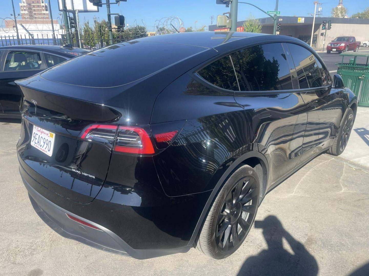 2023 Tesla Model Y Long Range (7SAYGDEE2PA) with an ELECTRIC engine, 1A transmission, located at 744 E Miner Ave, Stockton, CA, 95202, (209) 944-5770, 37.956863, -121.282082 - PLUS TAXES AND FEES NO CHARGER AVAILABLE - Photo#6