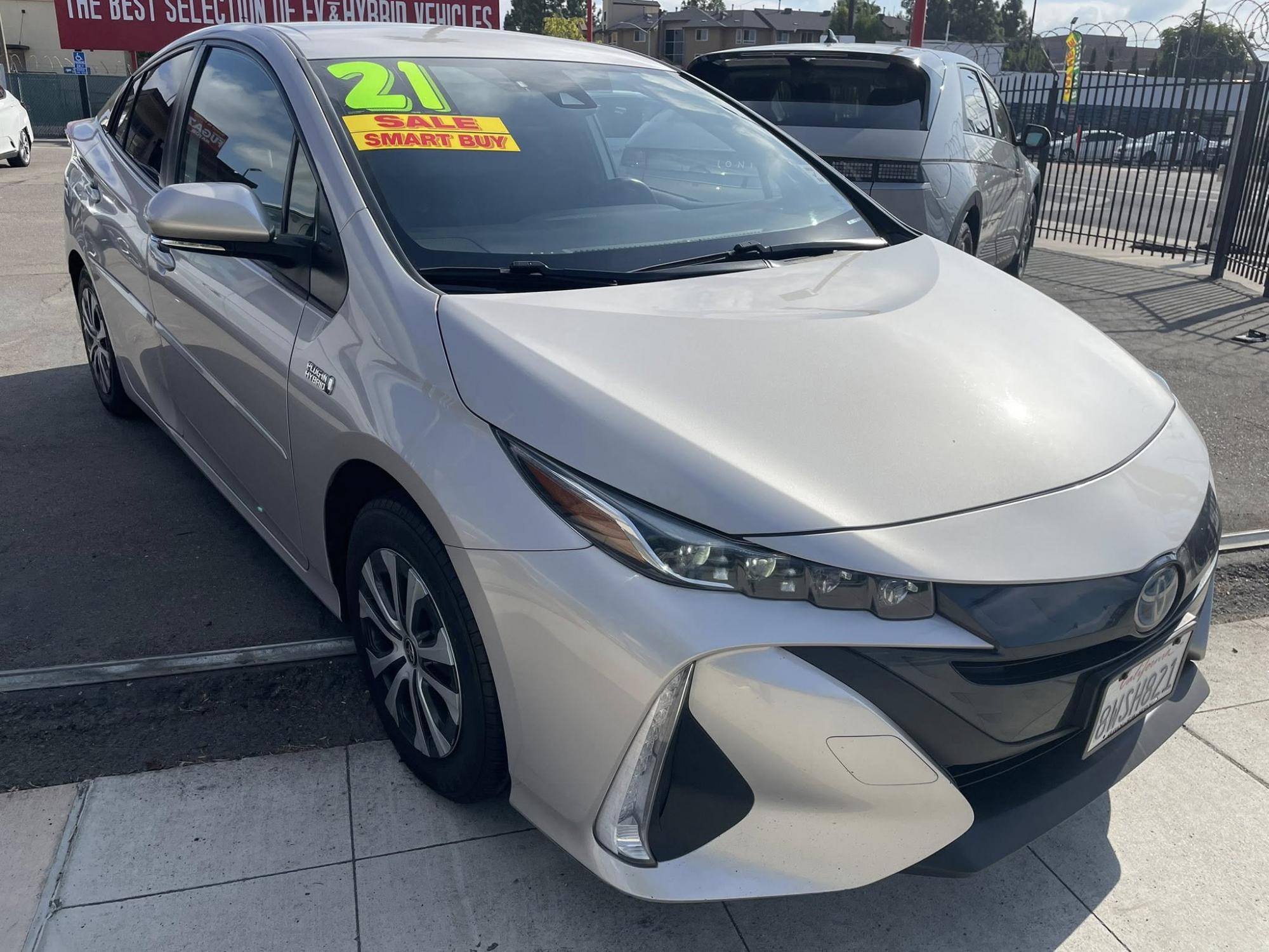 photo of 2021 Toyota Prius Prime LE PLUG-IN HYBRID 