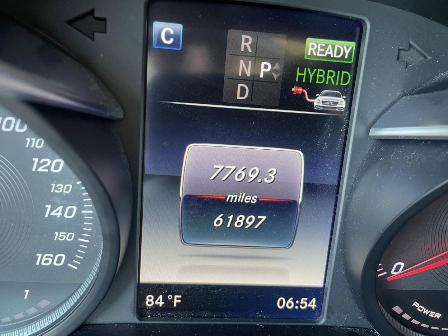 2019 Mercedes-Benz GLC-Class GLC 350e 4MATIC (WDC0G5EB3KF) with an 2.0L L4 DOHC 16V HYBRID engine, 7A transmission, located at 744 E Miner Ave, Stockton, CA, 95202, (209) 944-5770, 37.956863, -121.282082 - PLUS TAXES AND FEES NO CHARGER AVAILABLE - Photo#11